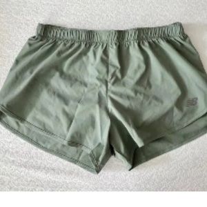 New balance core shorts 3 inch lined Small